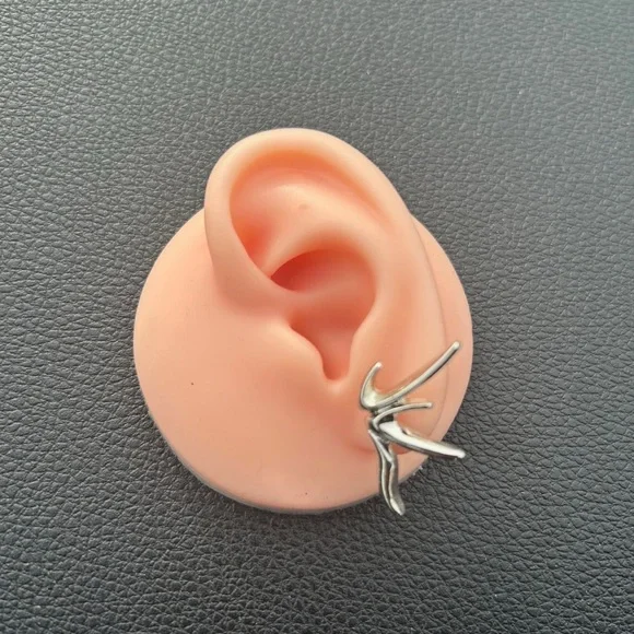 1 pair of punk silver spiked irregular shape studs earrings gothic grunge emo - Picture 4 of 7